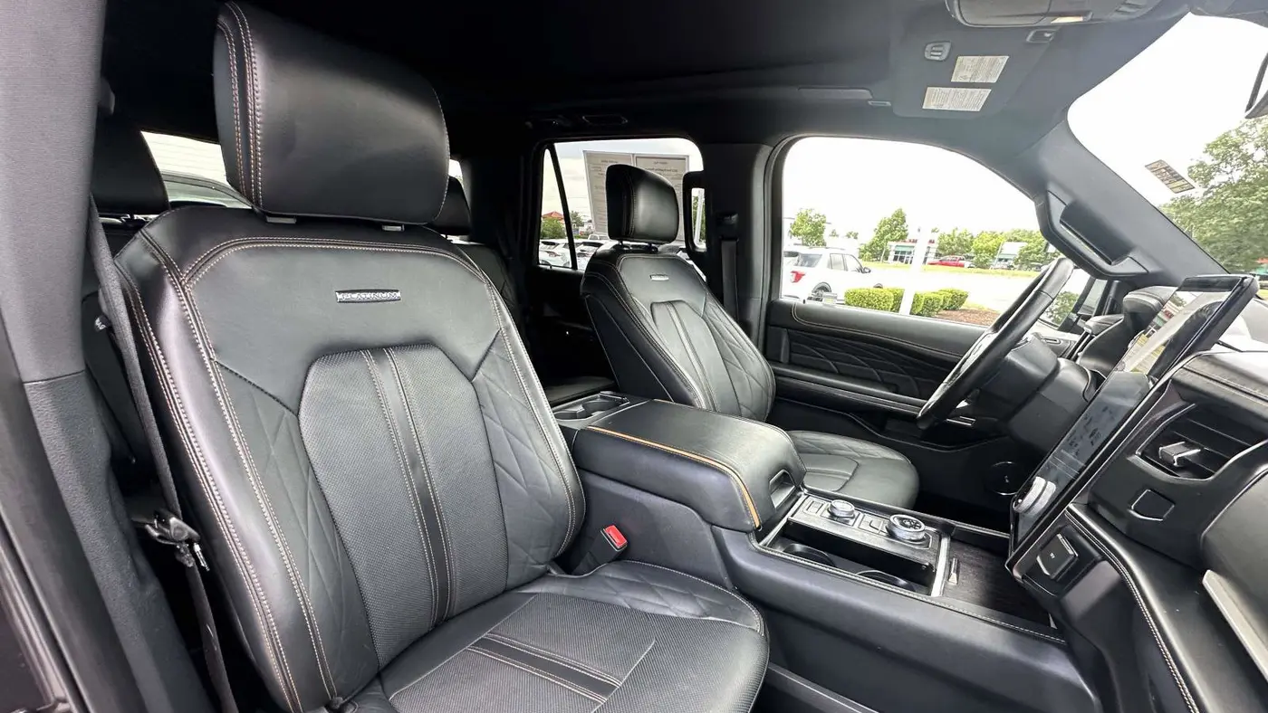 2023 Ford Expedition Platinum