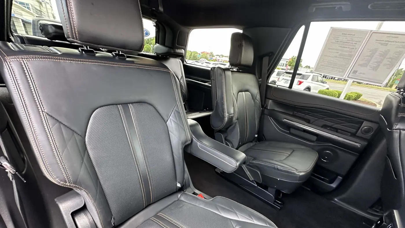 2023 Ford Expedition Platinum