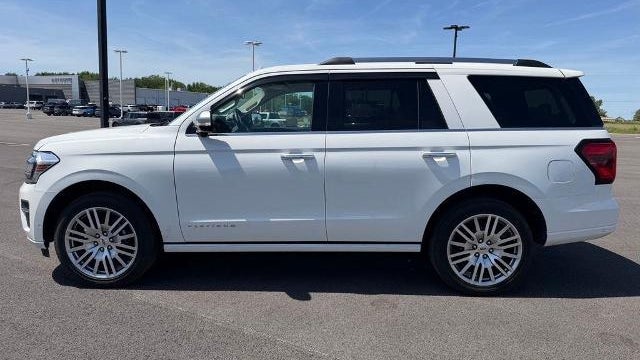 2024 Ford Expedition Platinum