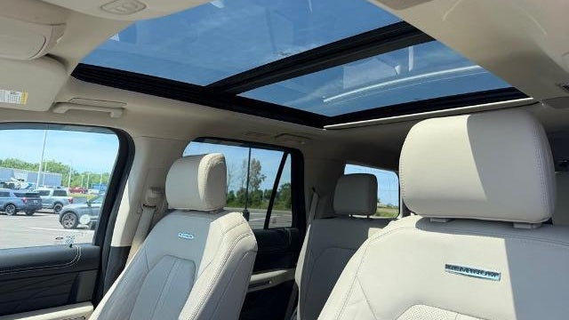 2024 Ford Expedition Platinum