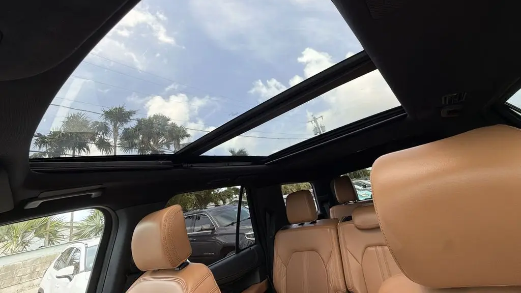 2024 Ford Expedition Platinum