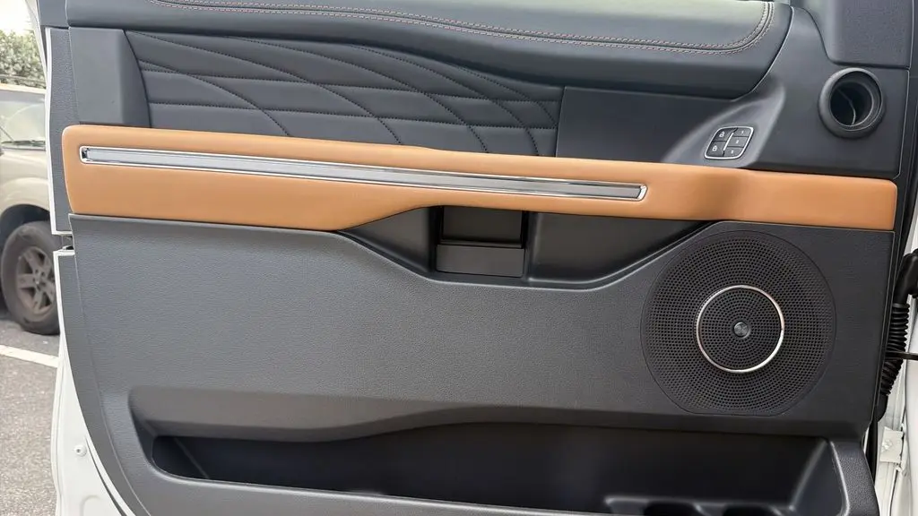 2024 Ford Expedition Platinum