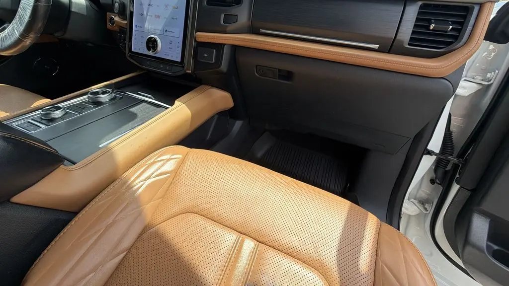2024 Ford Expedition Platinum