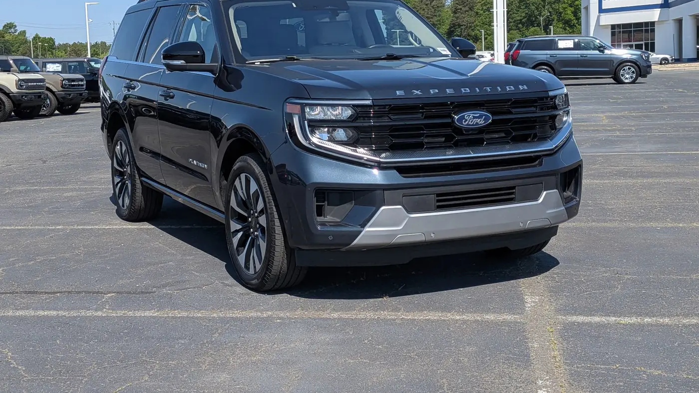2025 Ford Expedition Platinum