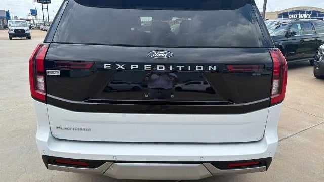 2025 Ford Expedition Platinum