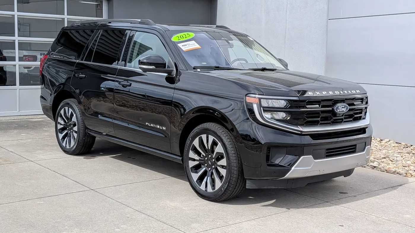 2025 Ford Expedition Platinum