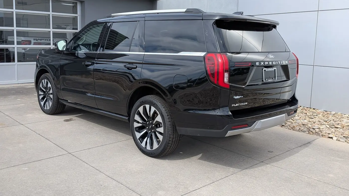 2025 Ford Expedition Platinum