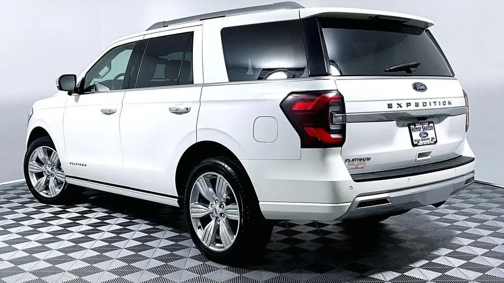 2023 Ford Expedition Platinum