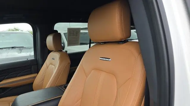 2024 Ford Expedition Platinum
