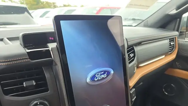 2024 Ford Expedition Platinum