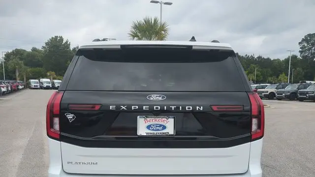 2025 Ford Expedition Platinum