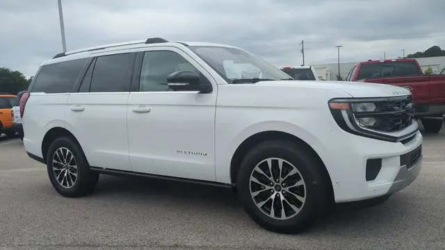 2025 Ford Expedition Platinum