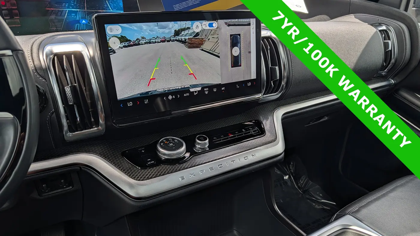 2025 Ford Expedition Platinum