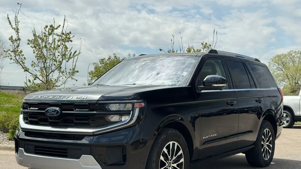 2025 Ford Expedition Platinum