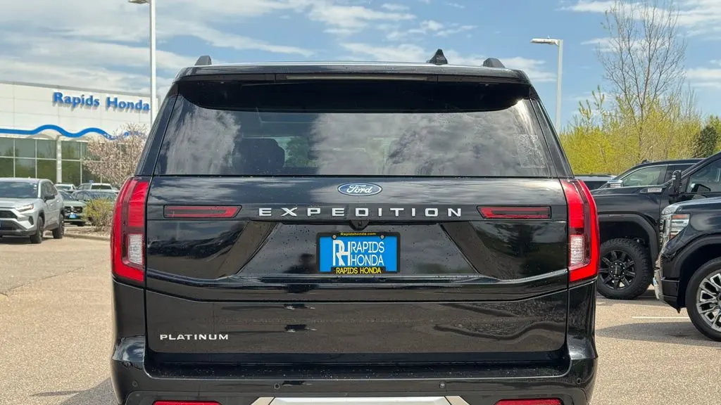 2025 Ford Expedition Platinum