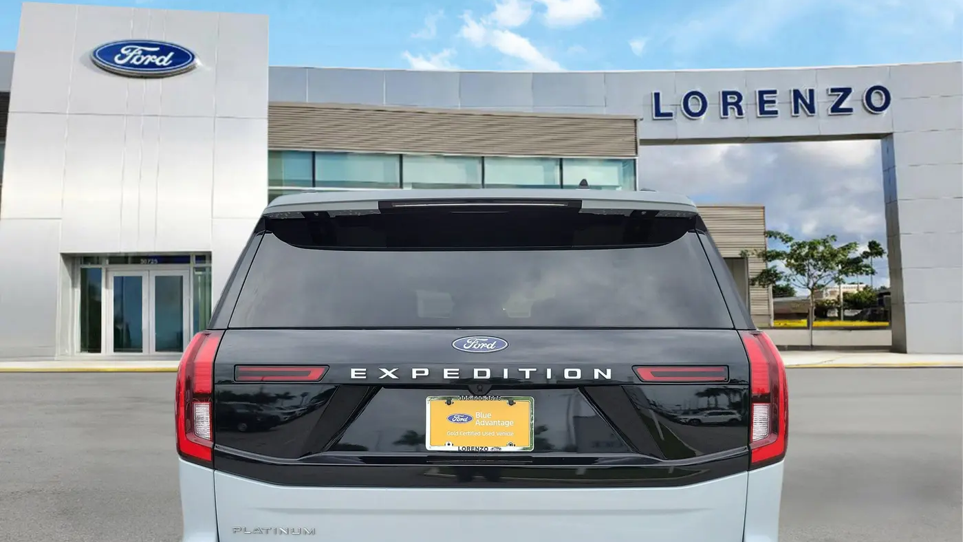 2025 Ford Expedition Platinum
