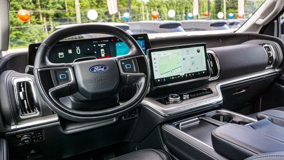 2025 Ford Expedition Platinum