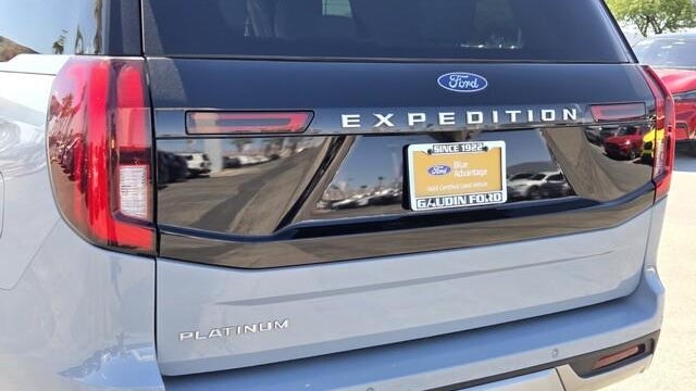 2025 Ford Expedition Platinum