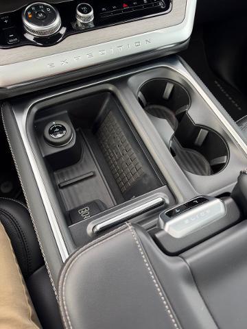 2025 Ford Expedition - $69,900