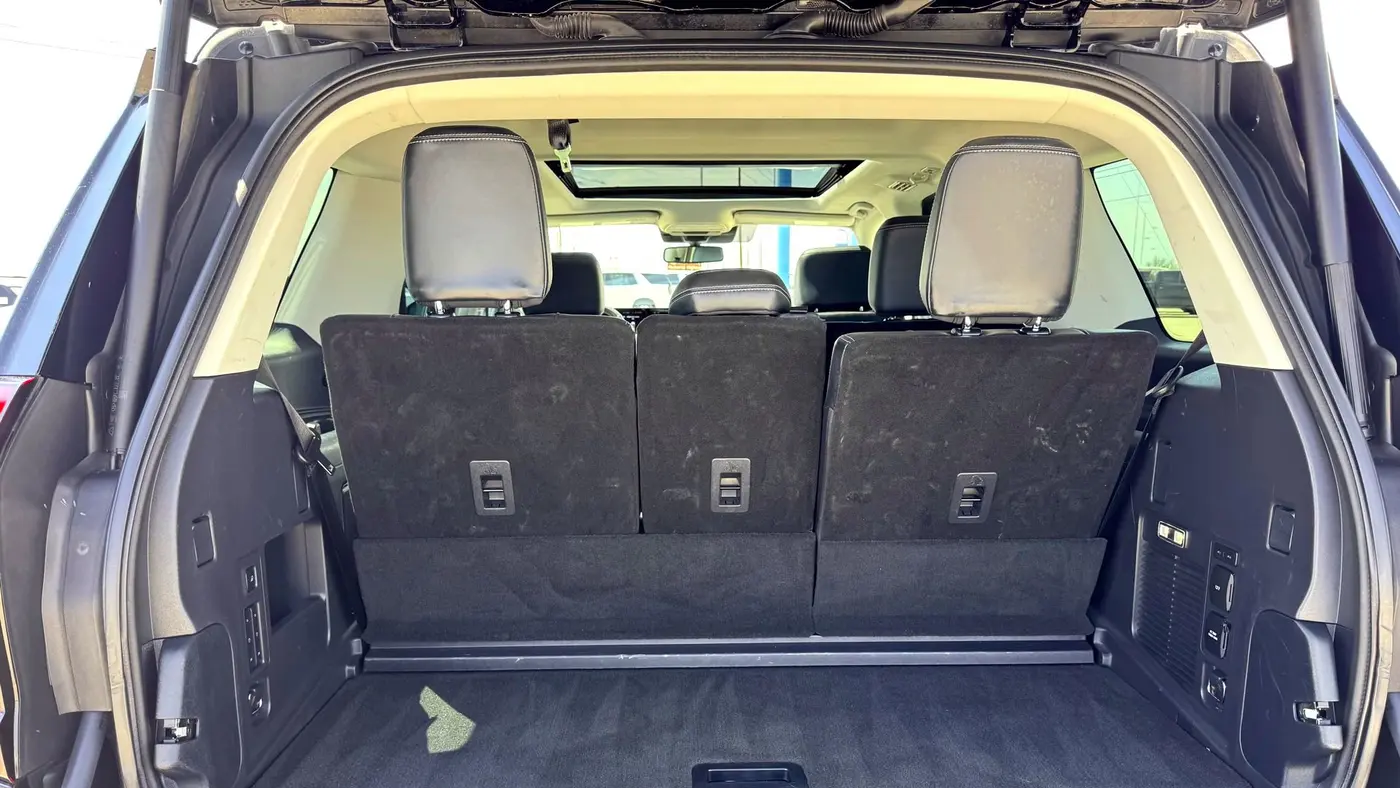 2025 Ford Expedition Platinum