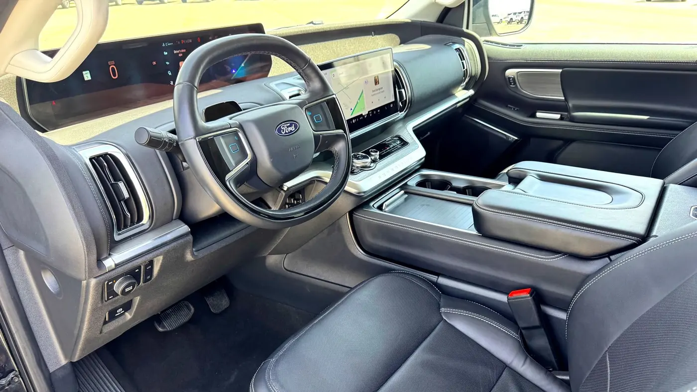 2025 Ford Expedition Platinum