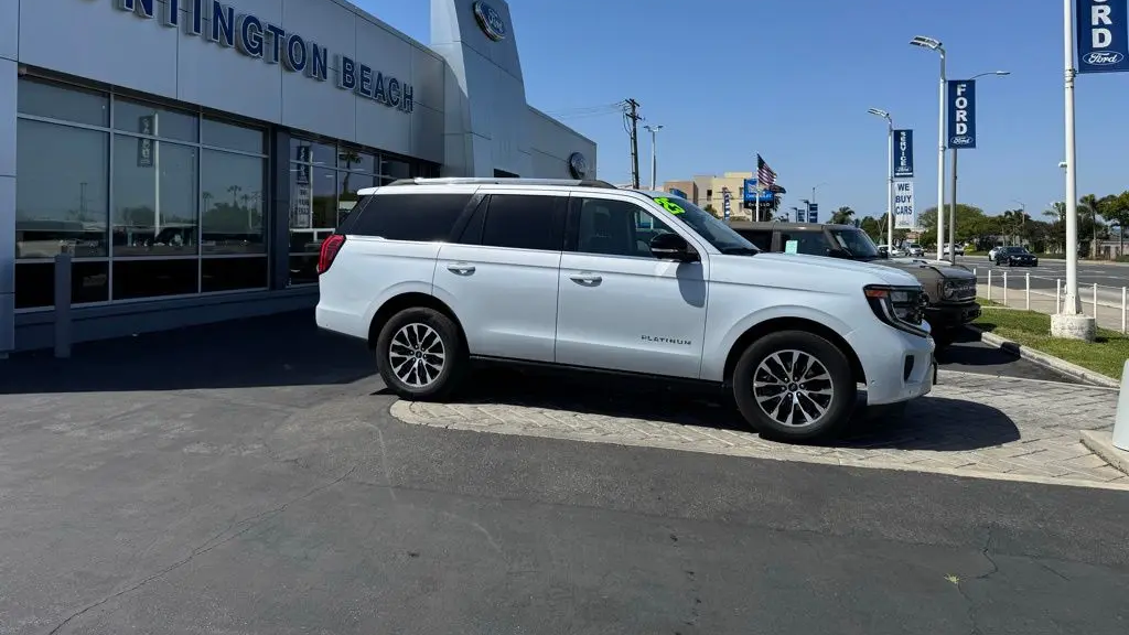 2025 Ford Expedition Platinum