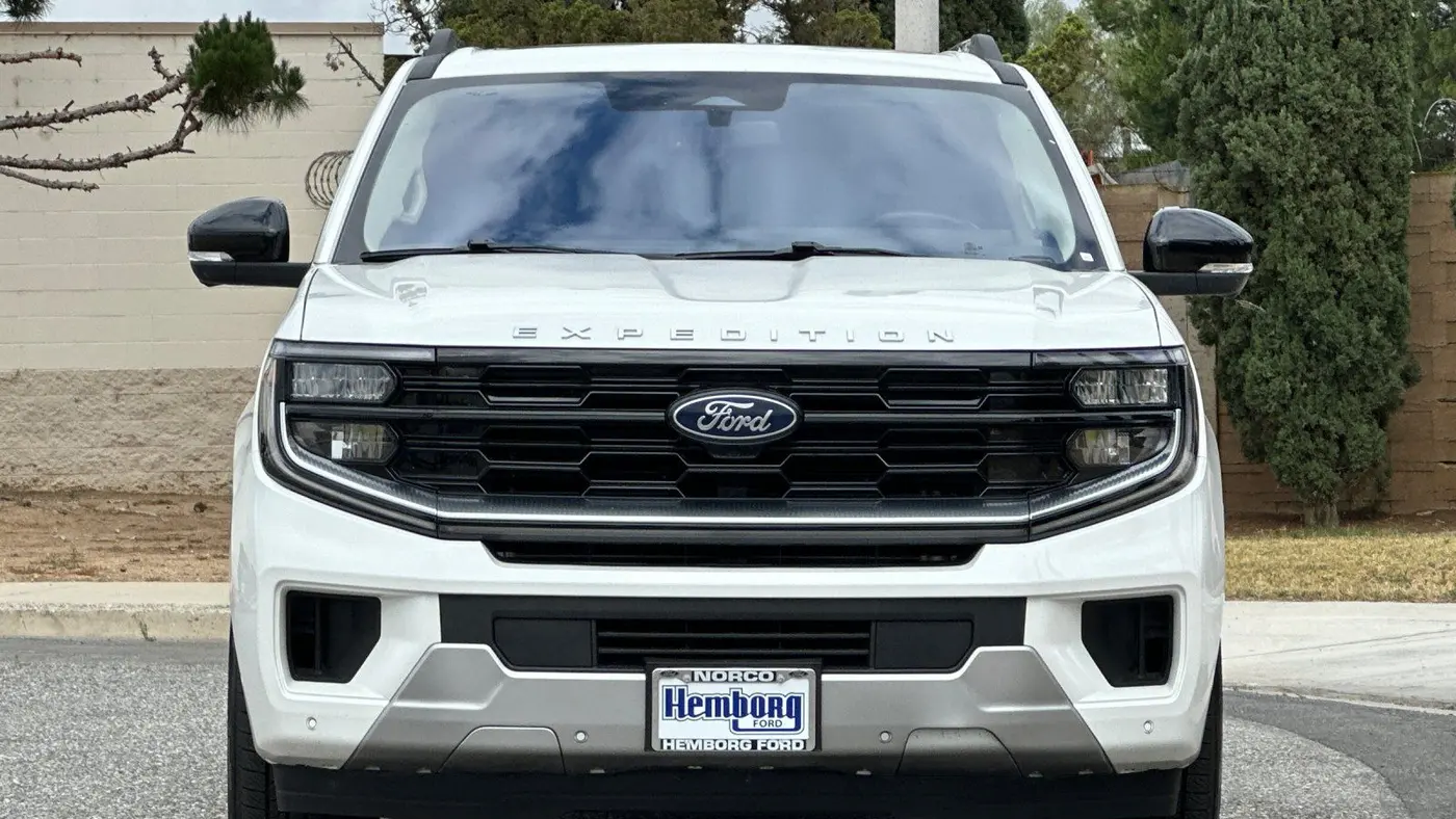 2025 Ford Expedition Platinum
