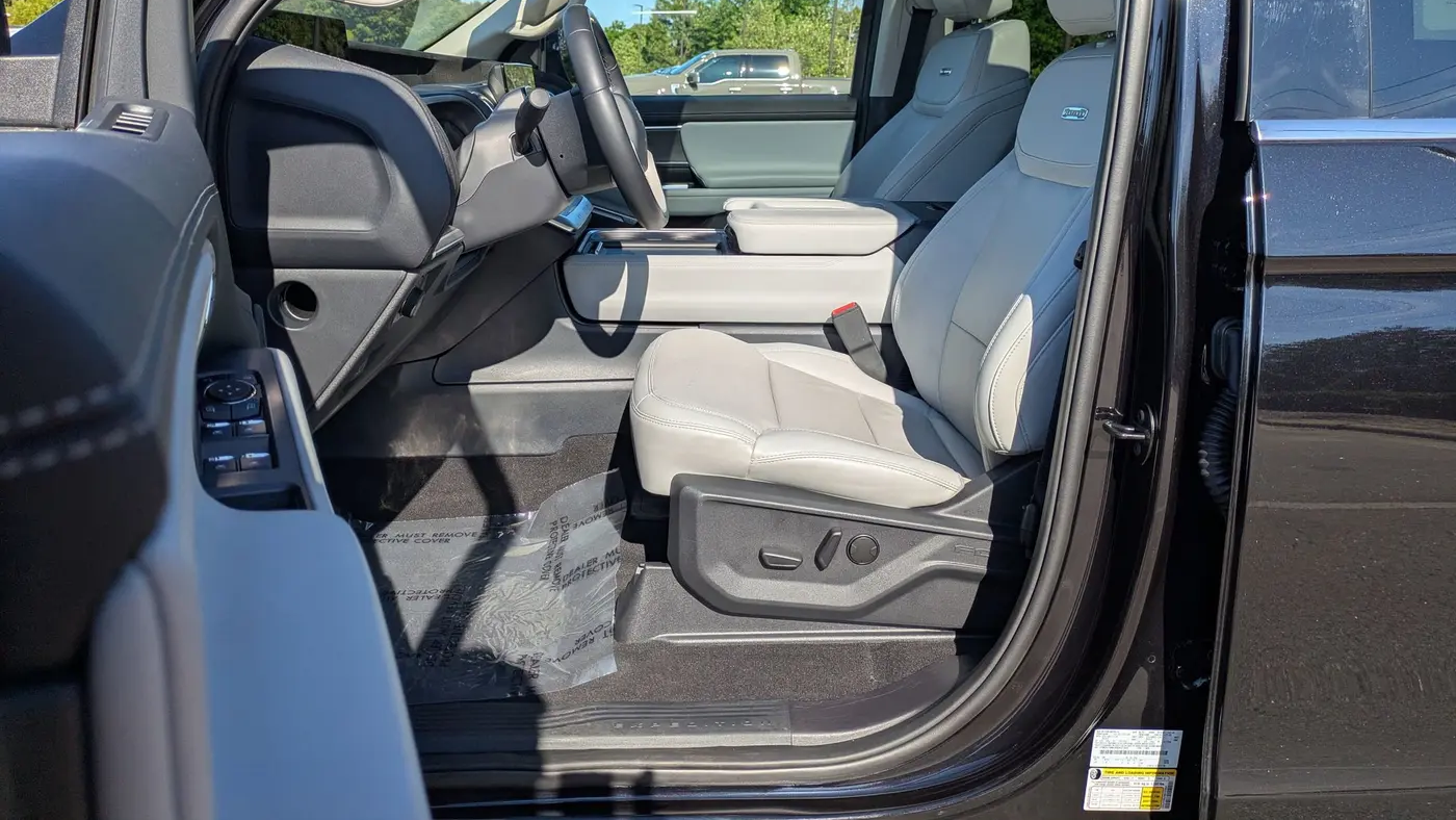 2025 Ford Expedition Platinum