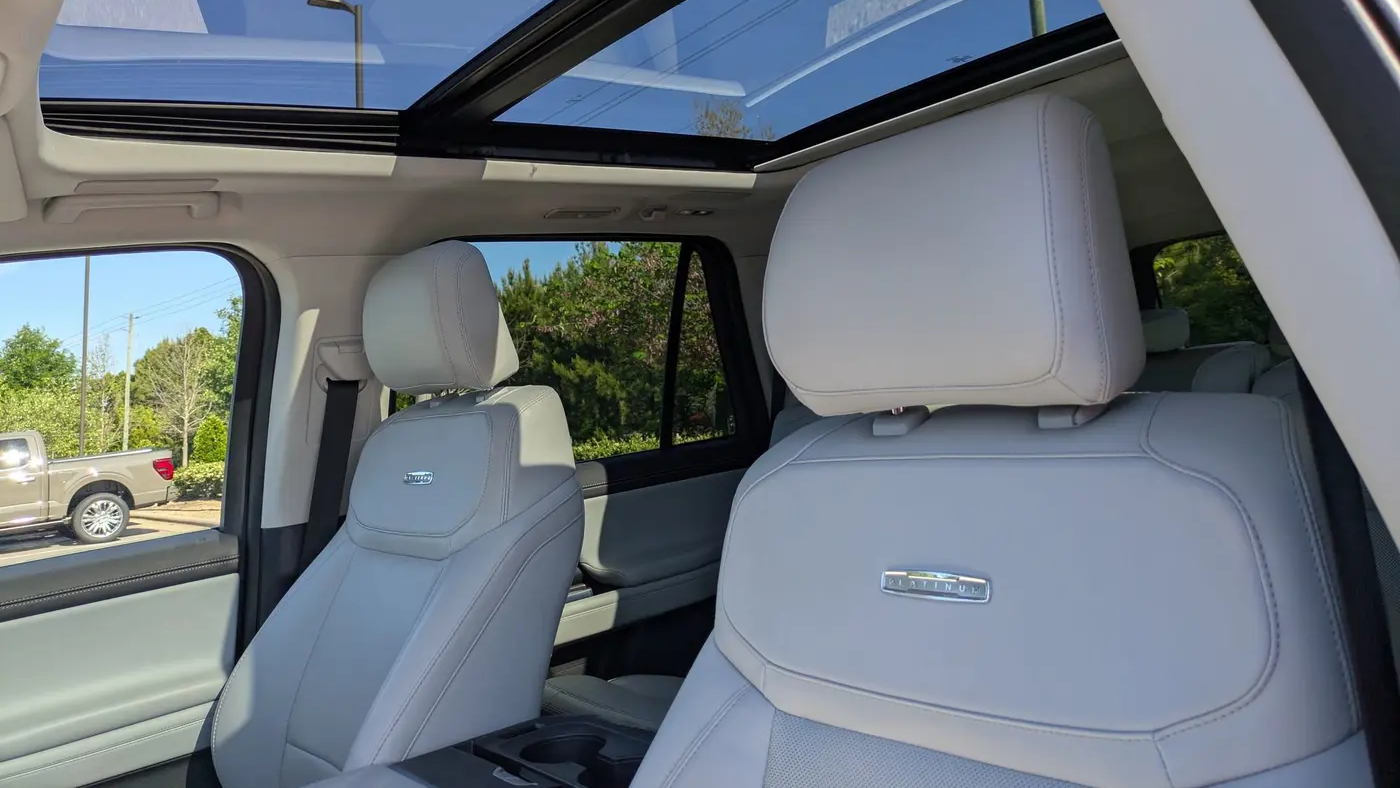 2025 Ford Expedition Platinum