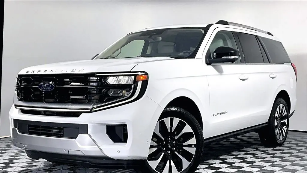 2025 Ford Expedition Platinum