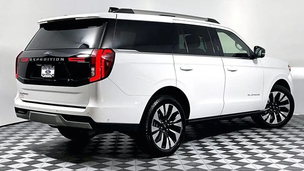 2025 Ford Expedition Platinum