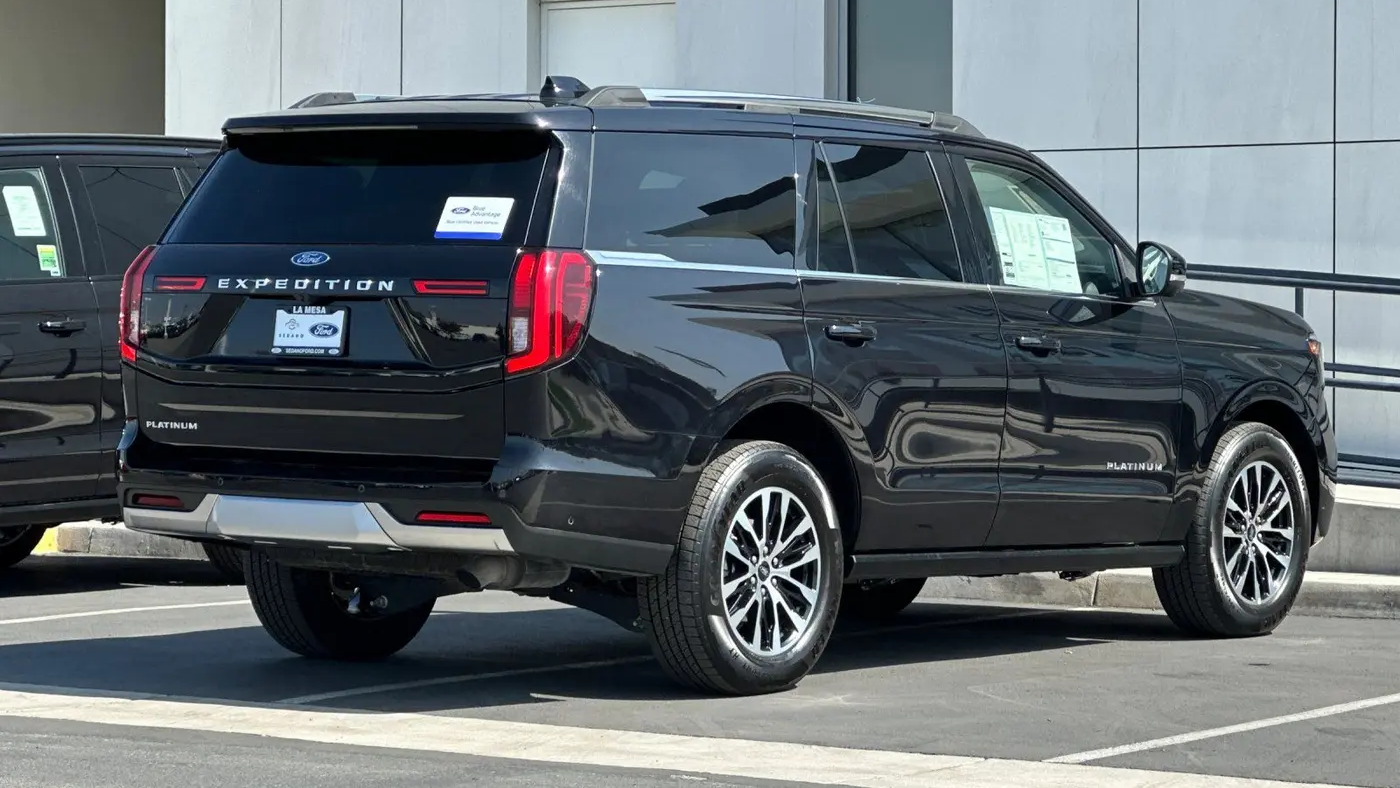 2025 Ford Expedition Platinum