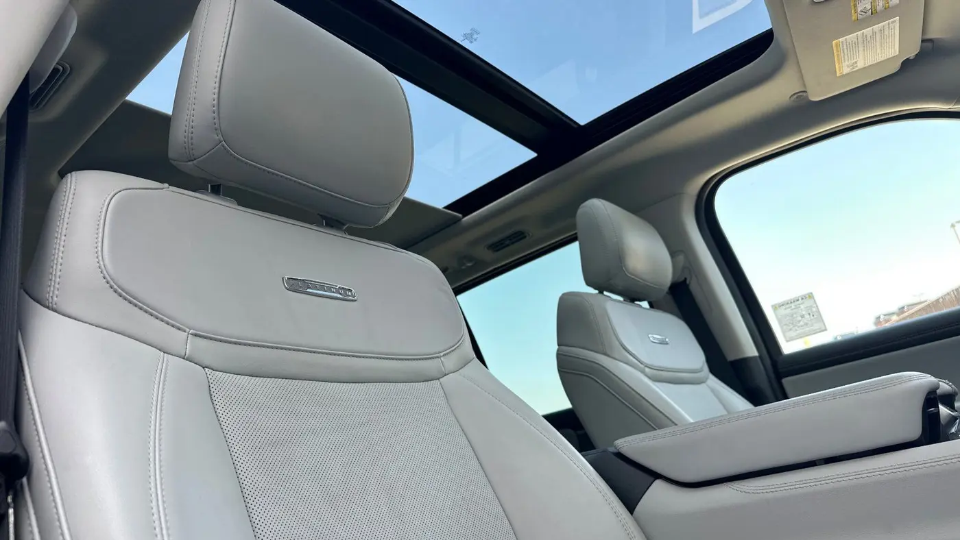 2025 Ford Expedition Platinum