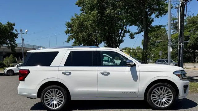 2023 Ford Expedition Platinum