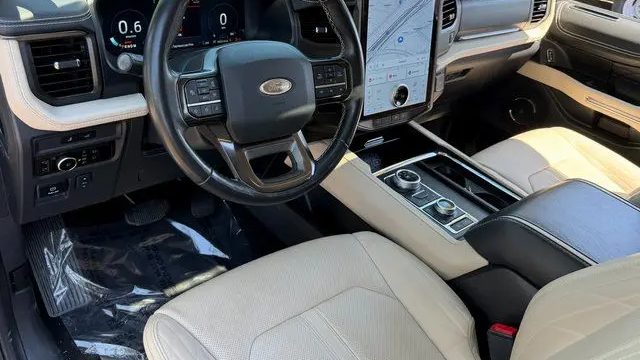 2023 Ford Expedition Platinum