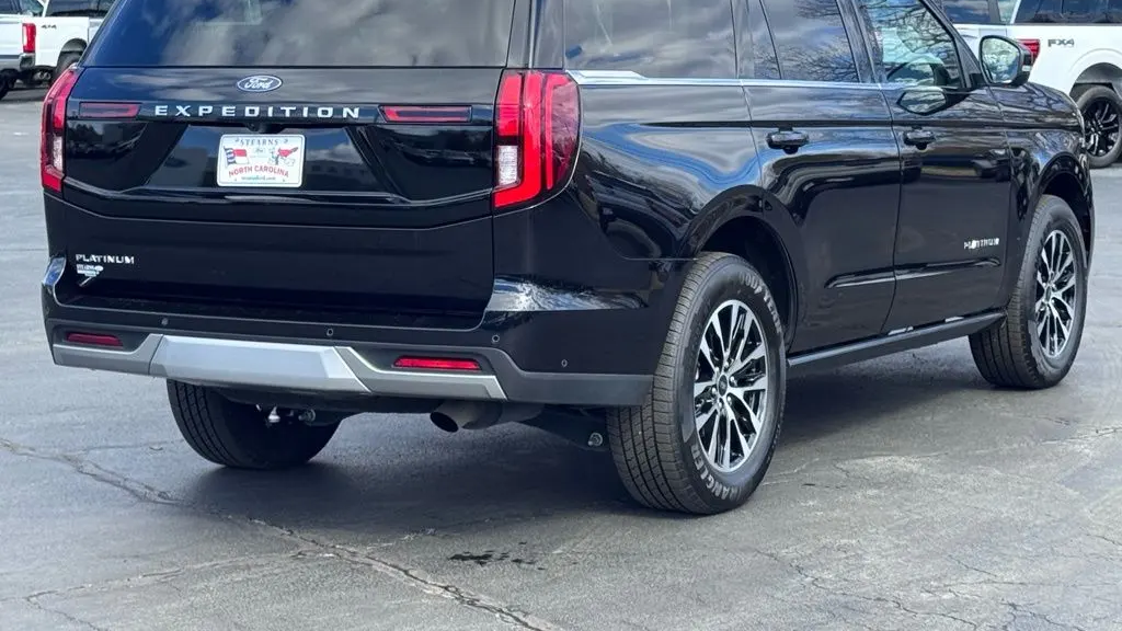 2025 Ford Expedition Platinum