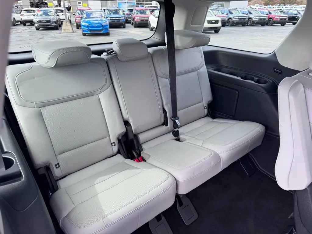 2025 Ford Expedition - $62,000