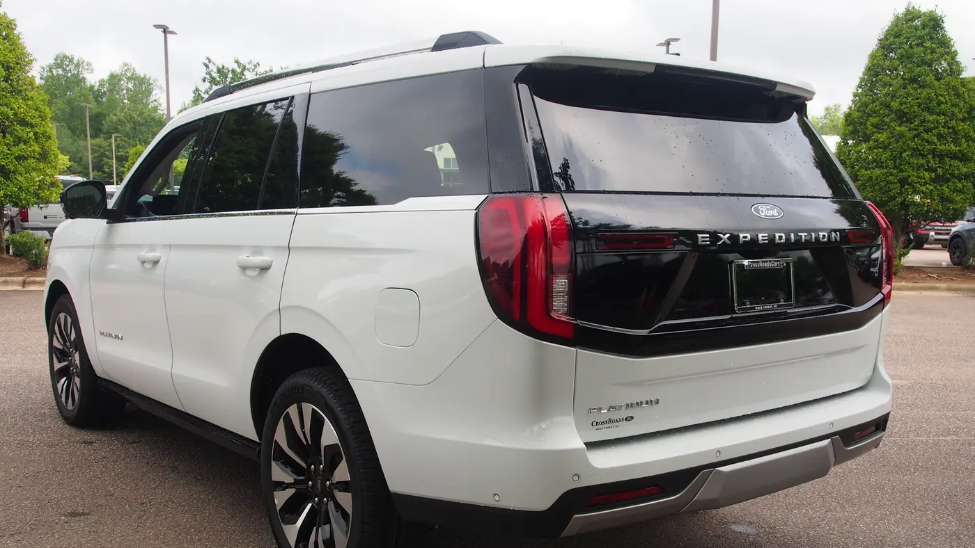 2025 Ford Expedition Platinum