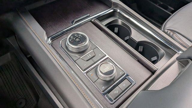 2024 Ford Expedition Platinum