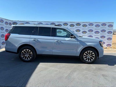 2025 Ford Expedition 4X4 Platinum 4DR SUV