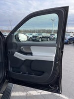 2025 Expedition Thumbnail 34