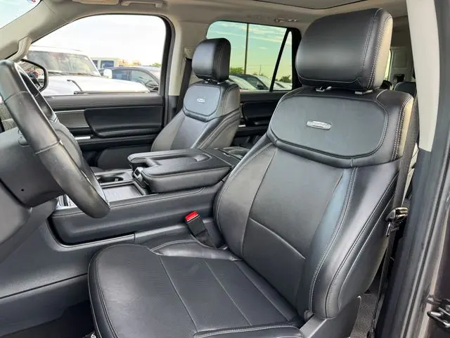 2025 Ford Expedition - $59,501