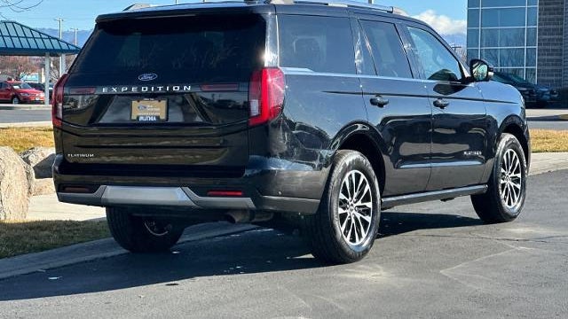 2025 Ford Expedition Platinum