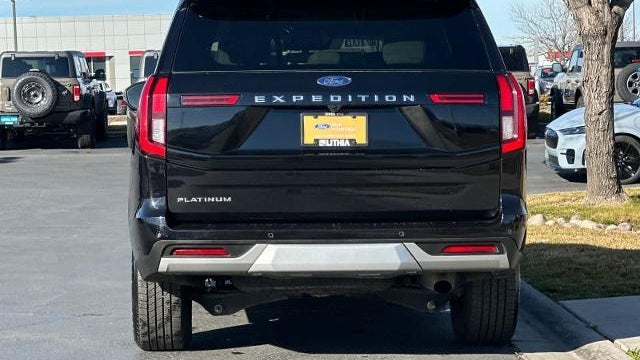 2025 Ford Expedition Platinum