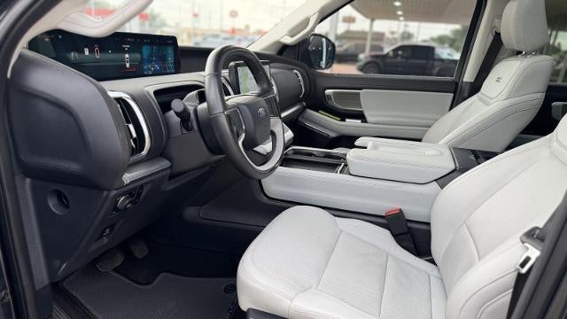 2025 Ford Expedition Platinum