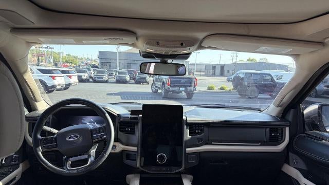 2023 Ford Expedition Platinum