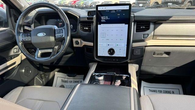 2023 Ford Expedition Platinum
