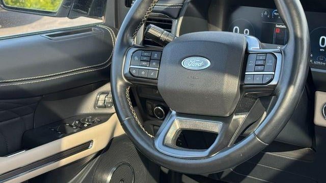 2023 Ford Expedition Platinum