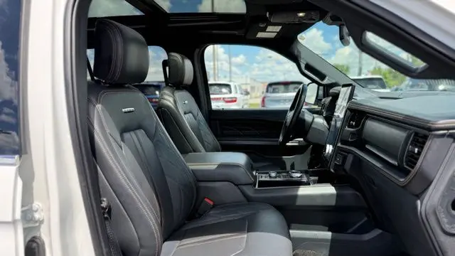 2023 Ford Expedition Platinum