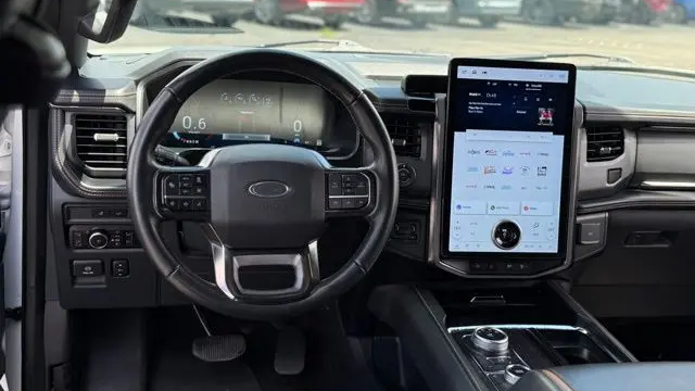 2023 Ford Expedition Platinum